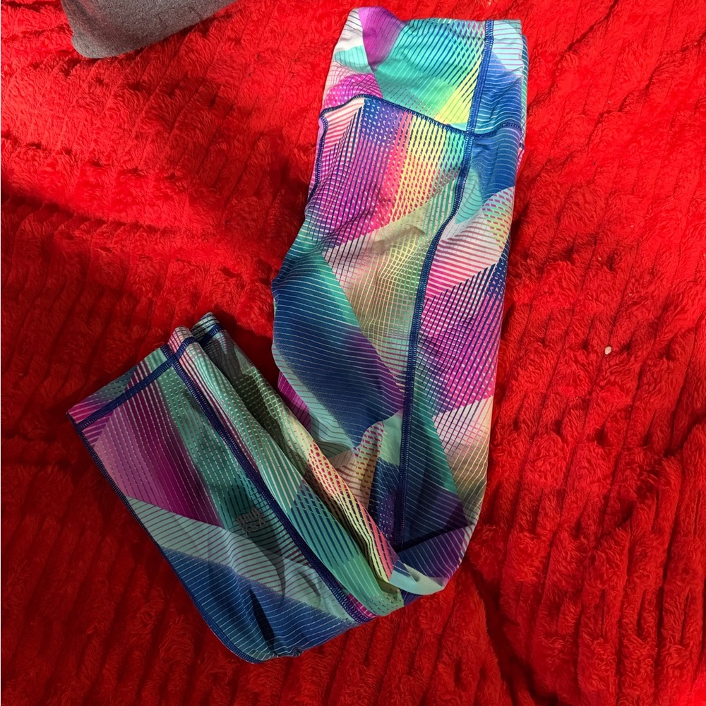 Victoria's Secret Multicolor Geometric Capri Leggings